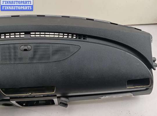 Панель передняя салона (Торпедо) на Volkswagen Passat B6 (3C)