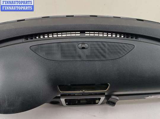 Панель передняя салона (Торпедо) на Volkswagen Passat B6 (3C)