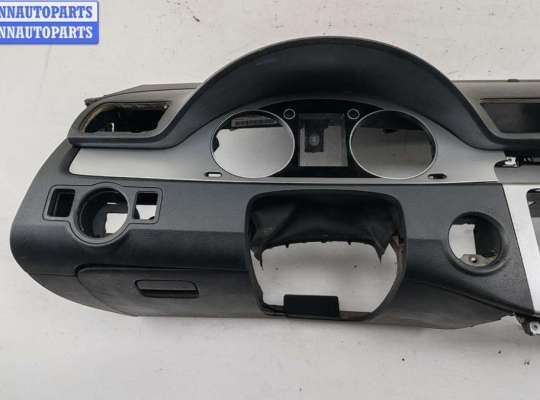 Панель передняя салона (Торпедо) на Volkswagen Passat B6 (3C)