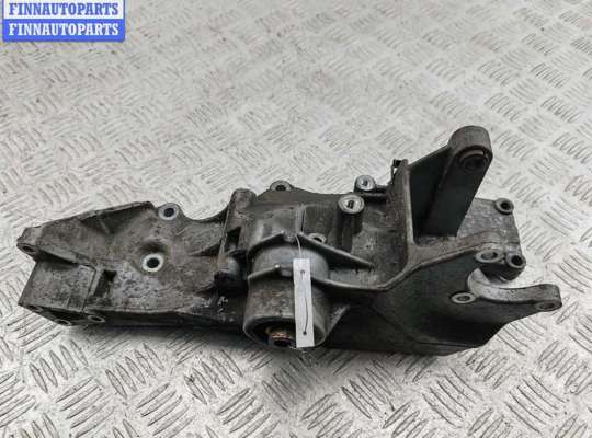 купить Кронштейн генератора на Volkswagen Passat B5+ (GP)