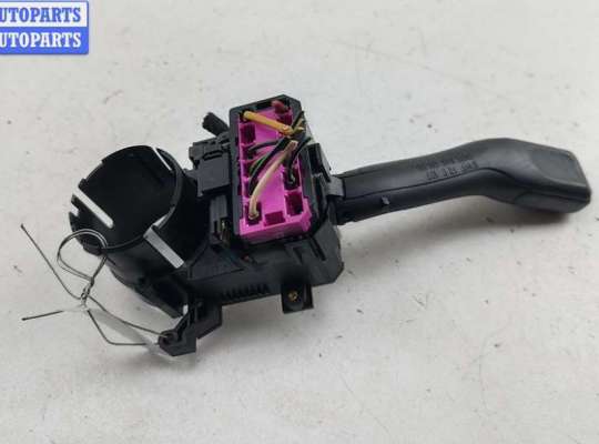 купить Переключатель поворотов на Volkswagen Passat B5+ (GP)