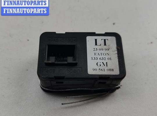 Блок управления стеклоподъёмниками на Opel Astra G / Classic