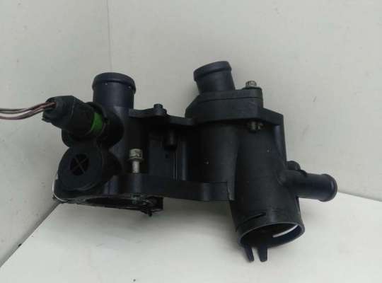 купить Корпус термостата на Volkswagen Golf-4