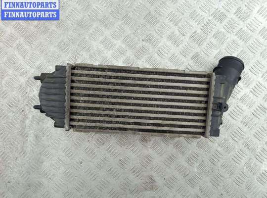 купить Радиатор интеркулера на Peugeot 307