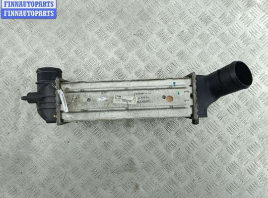 купить Радиатор интеркулера на Peugeot 307