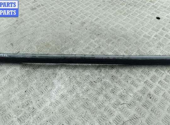 купить Направляющая сдвижной двери (салазка) правая на Opel Vivaro A (2001-2014)