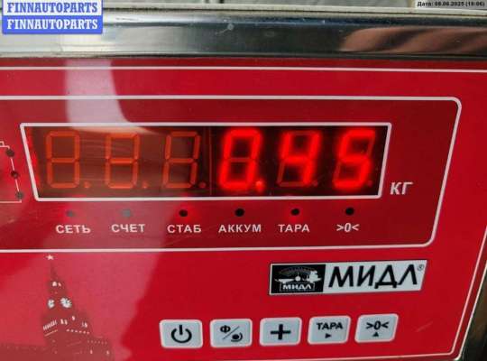 купить Решетка радиатора на Volkswagen Passat B5