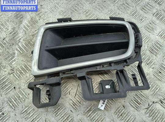 купить Решётка (заглушка) в бампер на Mazda 6 (2002-2007) GG/GY