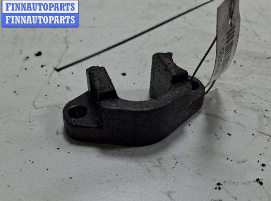 купить Скоба (кронштейн) крепления форсунки на BMW 3 E90/E91/E92/E93 (2005-2013)