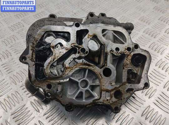 Корпус масляного фильтра на Audi A4 (8E/8H, B7)
