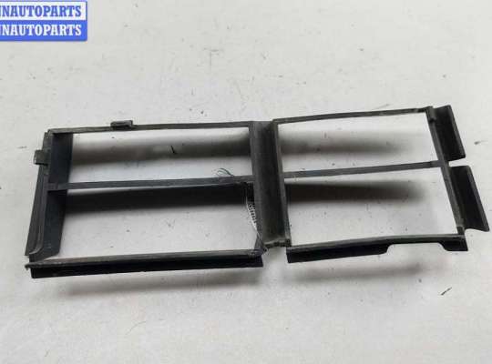 купить Решётка (заглушка) в бампер на BMW 5 E39 (1995-2003)