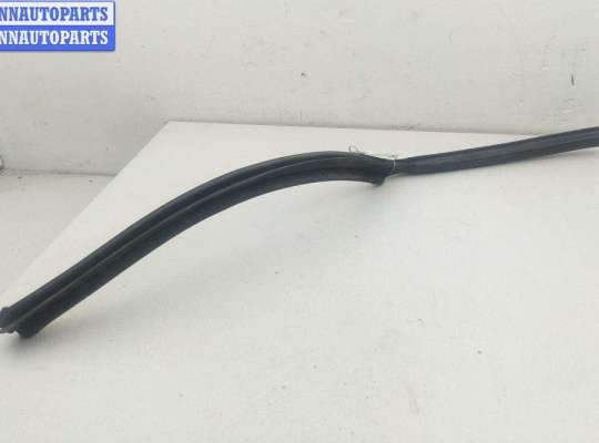 купить Уплотнитель двери задней правой на Opel Omega B (1994-2003)