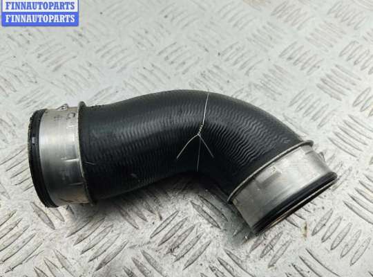 Патрубок (трубка, шланг) на Mercedes-Benz E (W211)