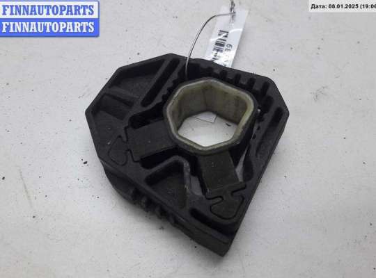Кронштейн радиатора VG2218437 на Volkswagen Golf-5