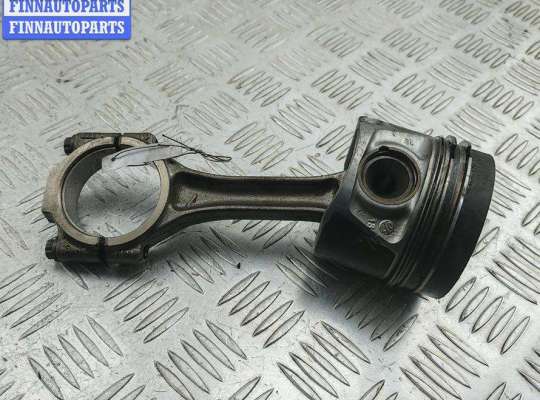 Поршневая группа (поршень, шатун) на Volkswagen Passat B7 (36)