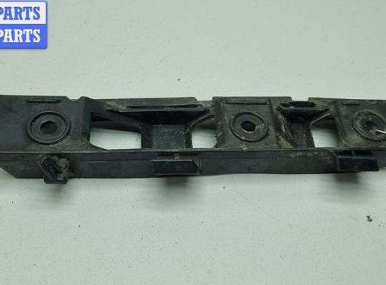 купить Кронштейн крепления крыла переднего правого на Volkswagen Passat B6