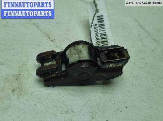 Коромысло клапана (рокер) VG2391057 на Volkswagen Golf-4