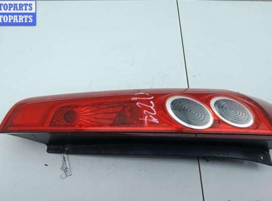 купить Фонарь задний правый на Ford Fiesta (2001-2007)