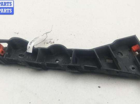 Кронштейн бампера переднего OP2309513 на Opel Zafira B (2004-2014)