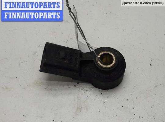 Датчик детонации VG1783627 на Volkswagen Golf-5