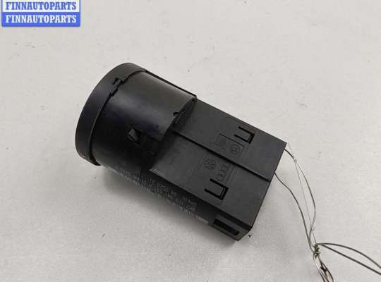 купить Переключатель света на Volkswagen Golf-4