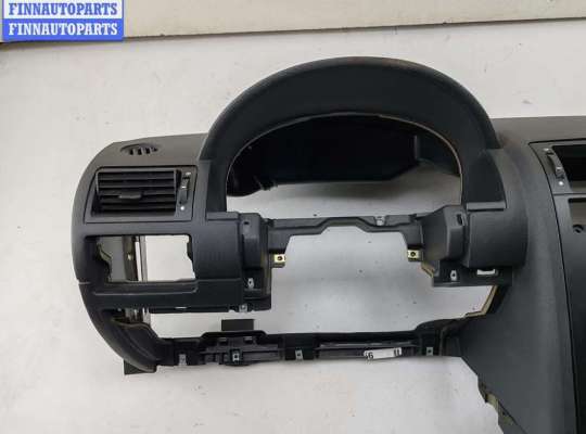 Панель передняя салона (Торпедо) на Ford Mondeo III