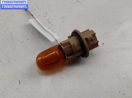 купить Патрон лампы фонаря на Mitsubishi Grandis