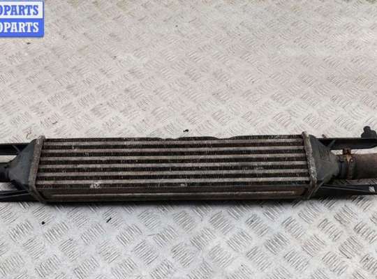 купить Радиатор интеркулера на Fiat Grande Punto