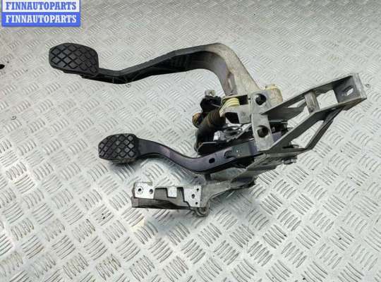 Узел педальный AU1722366 на Audi A4 B5 (1994-2001)