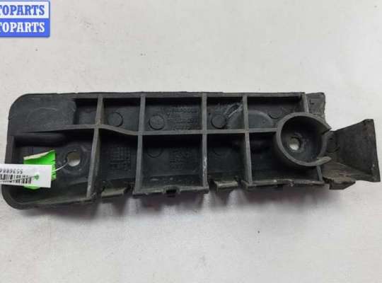 Кронштейн бампера переднего AU1745834 на Audi A4 B6 (2001-2004)