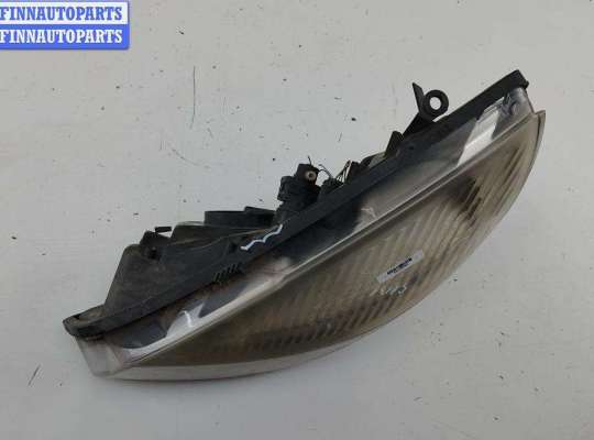 Фара передняя на Renault Scenic II
