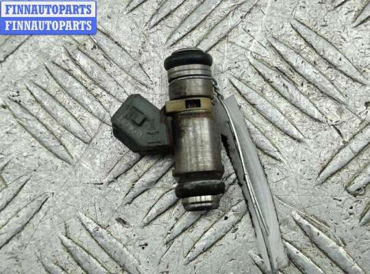 Форсунка топливная RN1576563 на Renault Scenic I (1996-2003)