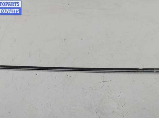 купить Молдинг стекла двери передней правой наружный на Volkswagen Passat B5+ (GP)