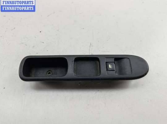 купить Кнопка стеклоподъемника переднего правого на Peugeot 307