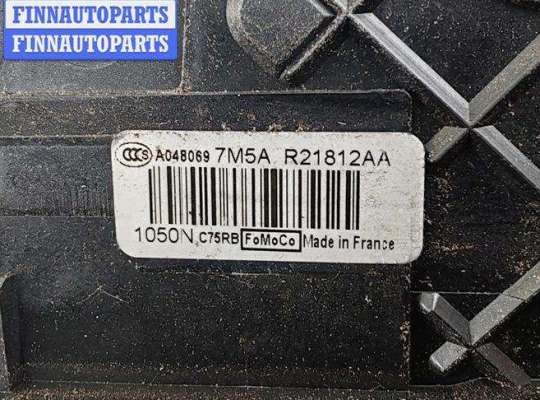 Замок боковой двери на Ford Focus II