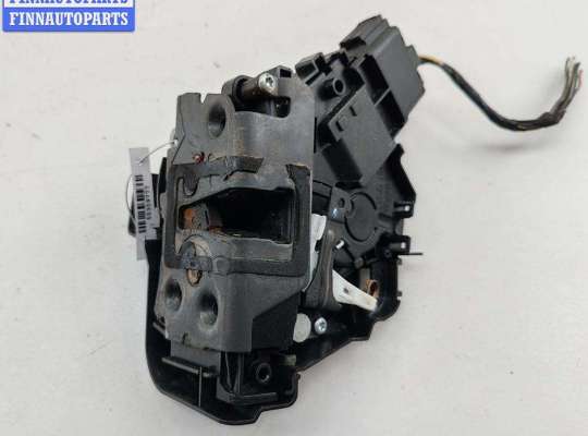 Замок боковой двери на Ford Focus II