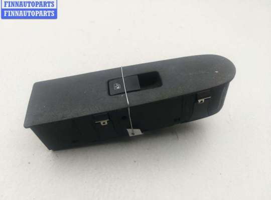 купить Кнопка стеклоподъемника переднего правого на Opel Omega B (1994-2003)