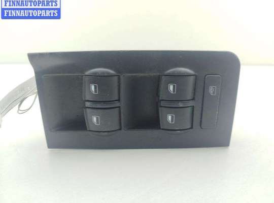 Блок кнопок управления стеклоподъемниками AU1728087 на Audi A6 C5 (1997-2005)