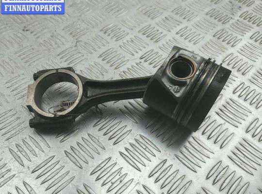 Поршневая группа (поршень, шатун) на Volkswagen Passat B7 (36)