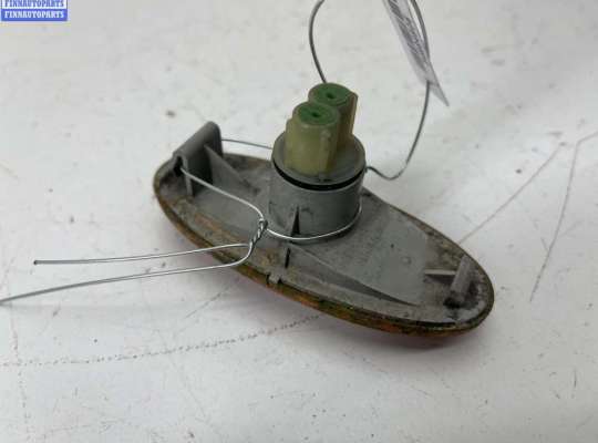 купить Повторитель поворота левый на Nissan Almera Tino