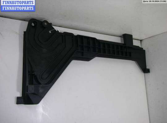 Кронштейн крепления BM1737466 на BMW 3 E46 (1998-2006)