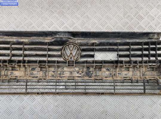 купить Решетка радиатора на Volkswagen Transporter T4