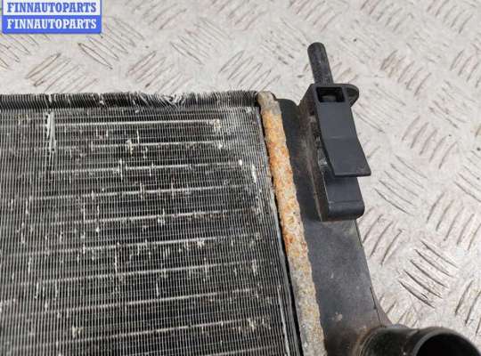 купить Радиатор основной на Renault Scenic II (2003-2009)