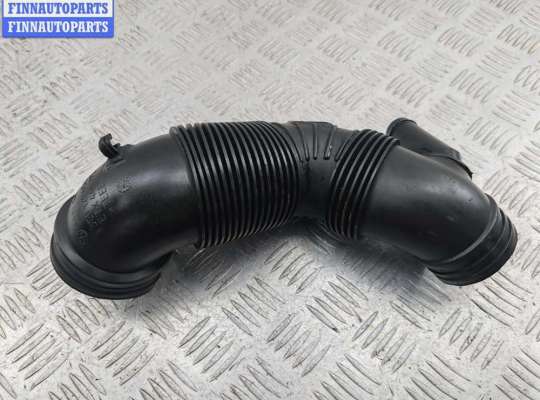 купить Патрубок турбины на Volkswagen Passat B6