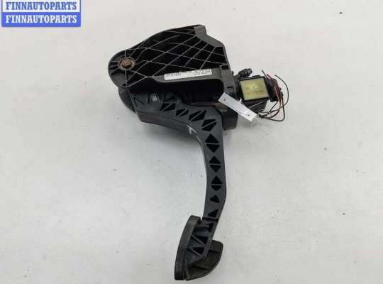 купить Педаль сцепления на Volkswagen Passat B6