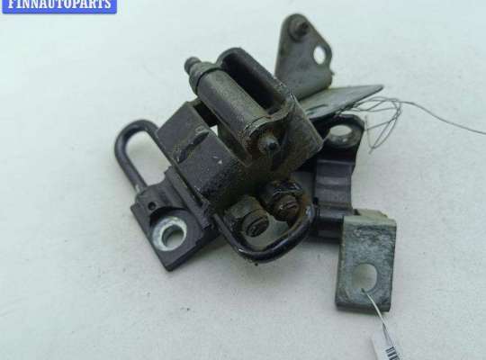 купить Петля двери задней левой на Volkswagen Passat B6