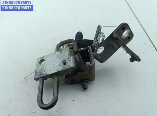 купить Петля двери задней левой на Volkswagen Passat B6