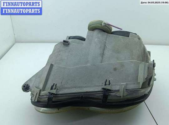 купить Фара правая на Mercedes W203 (C)