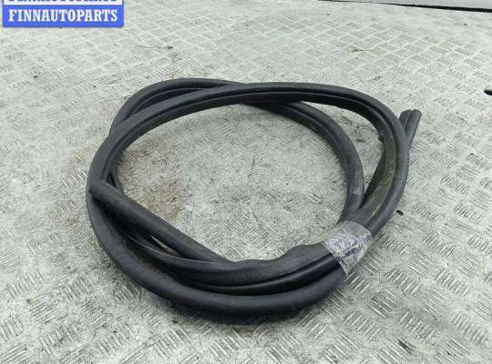 купить Уплотнитель двери передней левой на Ford Focus II (2004-2011)