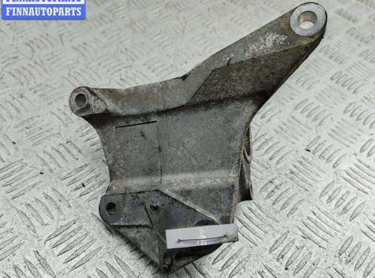 купить Кронштейн крепления на Renault Koleos